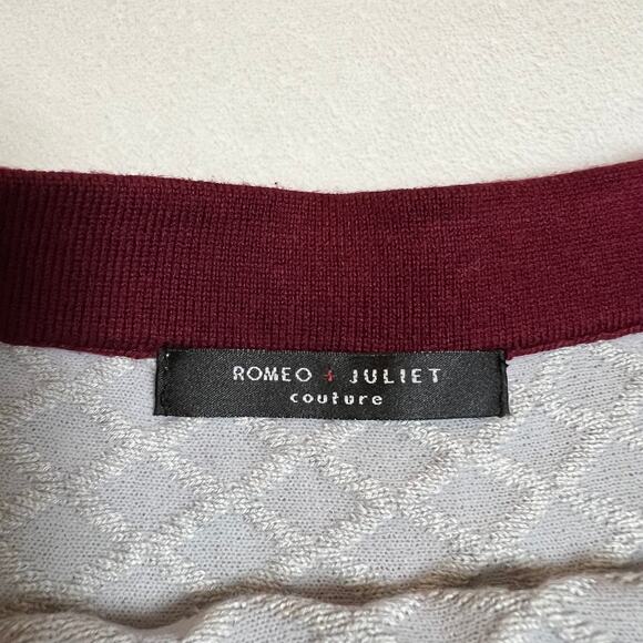 Romeo & Juliet Couture Quilted Knit Flare Mini Skirt Size Small Preppy Academia - Picture 4 of 7